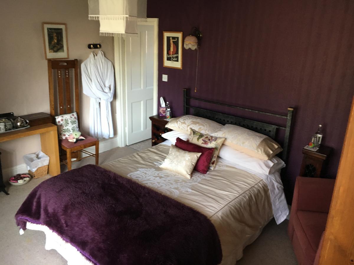The Clytha Arms Hotel Abergavenny Exterior foto